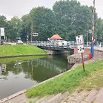 Lägenhet Mieszkanie Przy Kanale Luczanskim